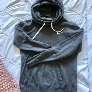 Nike gray sweatshirt